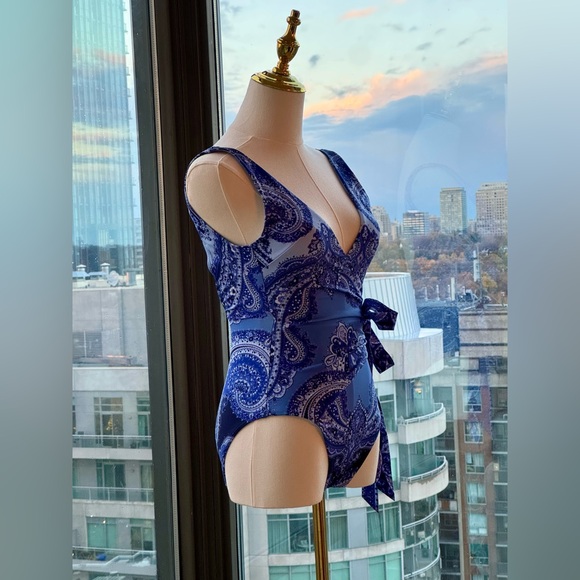 🆕 ZIMMERMANN 🧿 NWOT Wrap-Effect Paisley Print 1PC Swimsuit, Purple, Sz US 2/4 - Picture 6 of 16